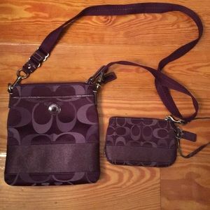 Like new Coach Purse with wristlet!